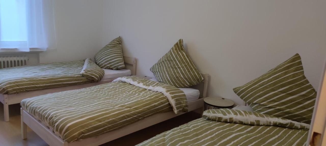 Schoene Und Optimal Gelegene Wohnung Og Weisskirchen Kültér fotó